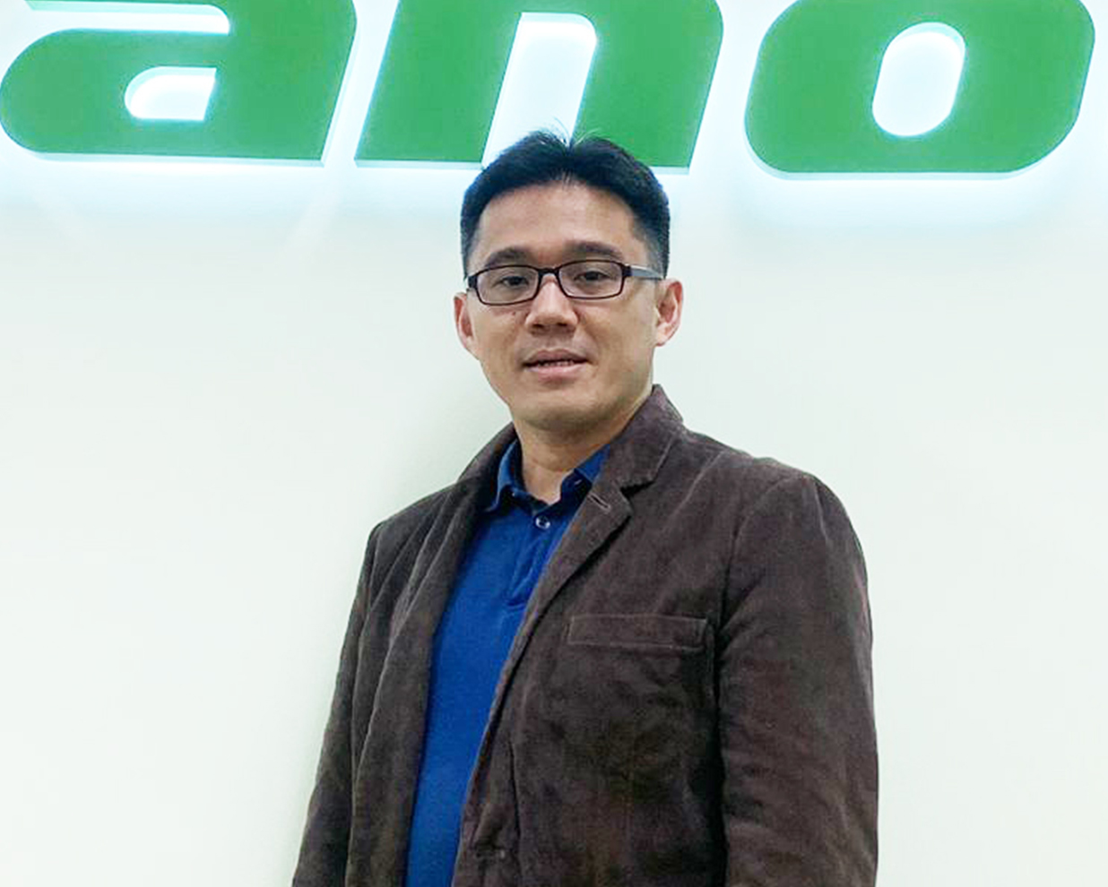 Sales Manager:Raymond Chew