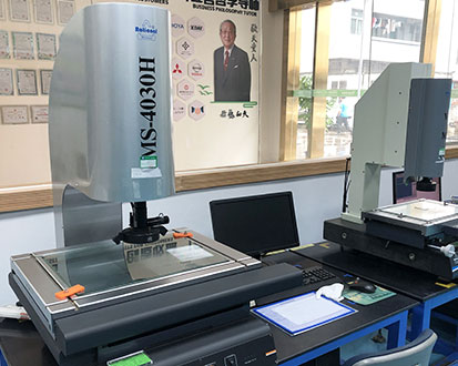 2D Measuring Instrument