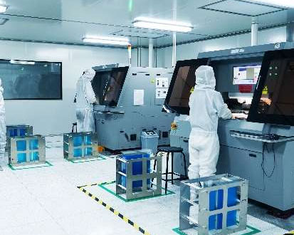 Sliver Electrode circuit Laser